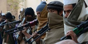 فرمانده ارشد طالبان: با ادامه حضور آمریکا آتش‌بس در افغانستان غیرممکن است