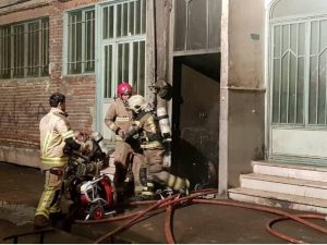 آتش سوزی در کارگاه دو طبقه نجاری و مبل سازی