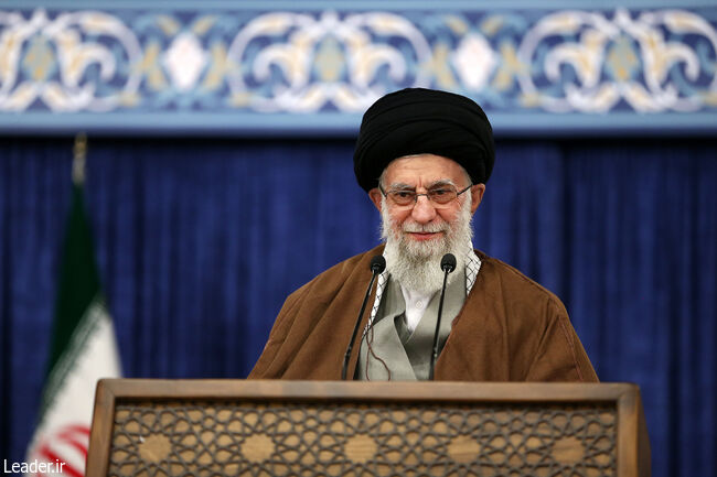 رهبر انقلاب اسلامی سال ۱۴۰۰ را سال «تولید؛ پشتیبانی‌ها، مانع‌زدایی‌ها» نامگذاری کردند