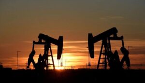 قیمت جهانی نفت امروز ۲۲ مهر ۱۴۰۱/ قیمت نفت عقب کشید