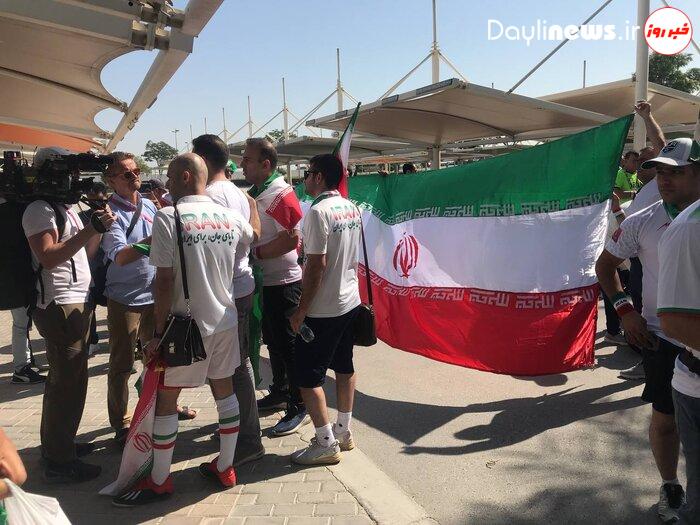 تیم‌ملی با استقبال ایرانی‌ها راهی ورزشگاه شد