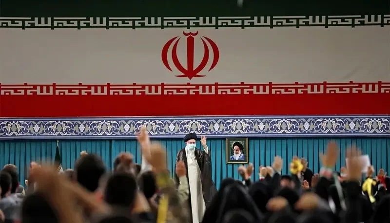 دیدار رهبر معظم انقلاب اسلامی با جمعی از بسیجیان