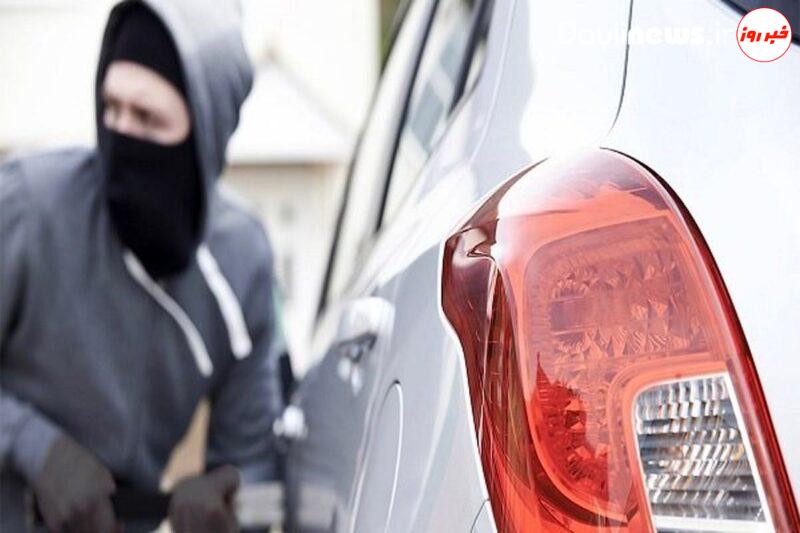 دستگیری اعضای ۲ باند سرقت محتویات خودرو و تجهیزات مخابراتی در بروجرد